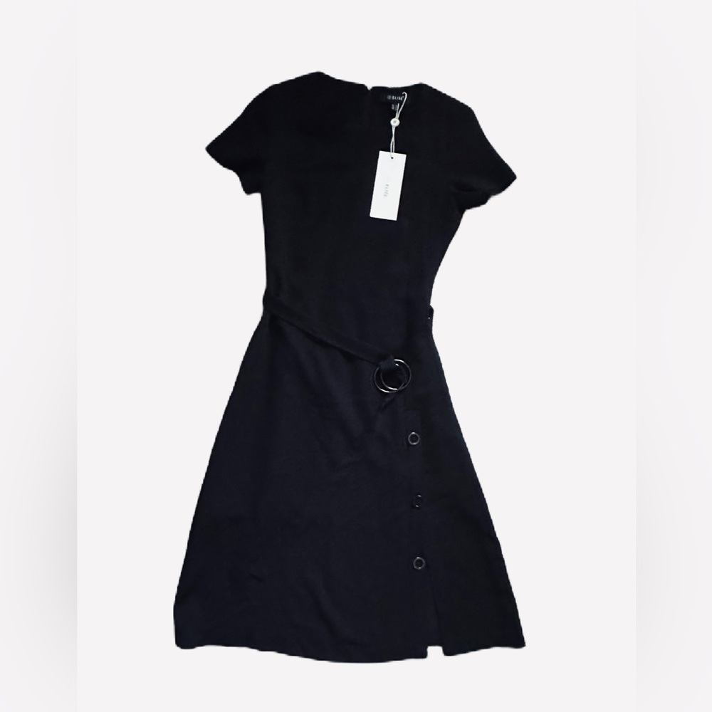 Elise NWT Black Dress w/ Belt & Button Slit. Size Medium